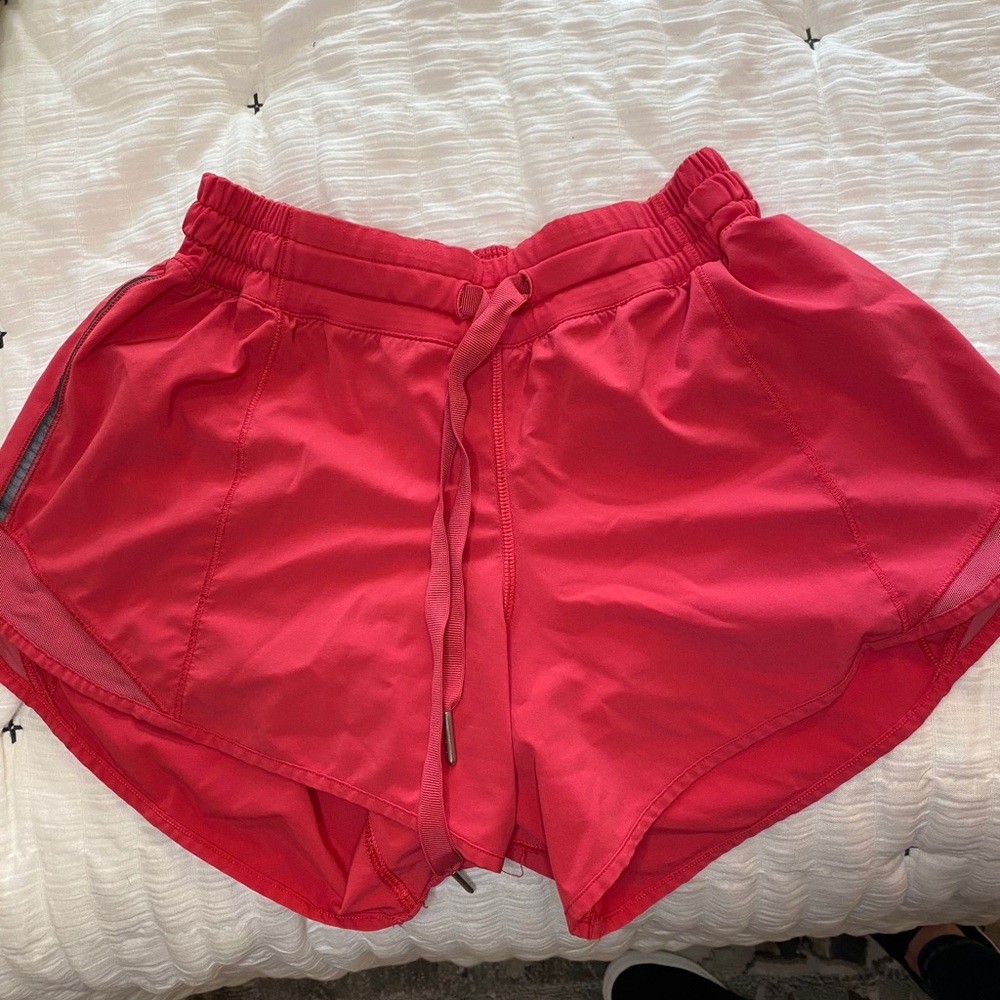 Lululemon Hotty Hot shorts
